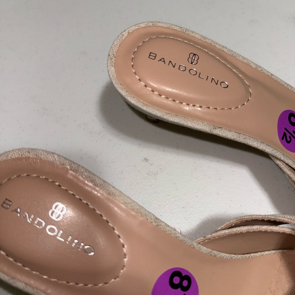 Bandolino Beige Bow Mules - Picture 3 of 5